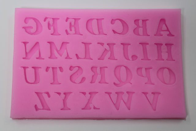 Silikon Mold Buchstaben 6,5x10cm