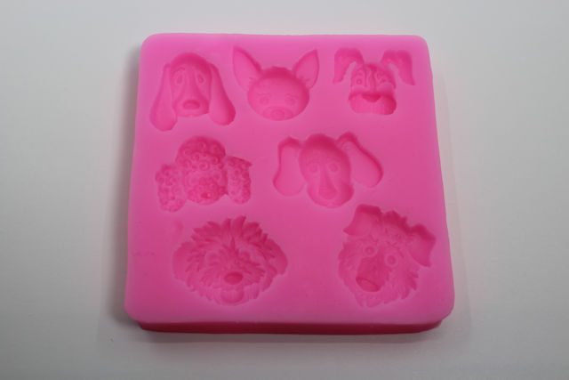 Silikon Mold  versch. Hunde 7x7cm
