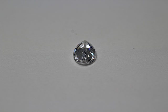 Cubic Zirkonia klar 3x5mm Tropfen