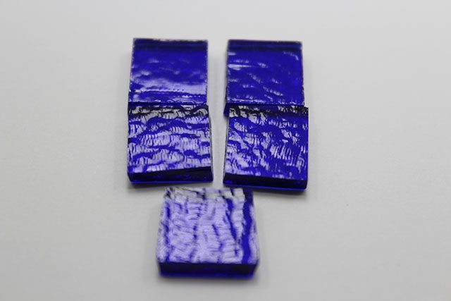Fusing Glas tiefblau 5 Stück 1,2x1,2mm